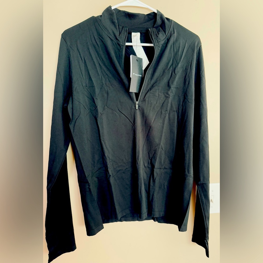 NWT FABLETICS Black Zip Front Top  Size L